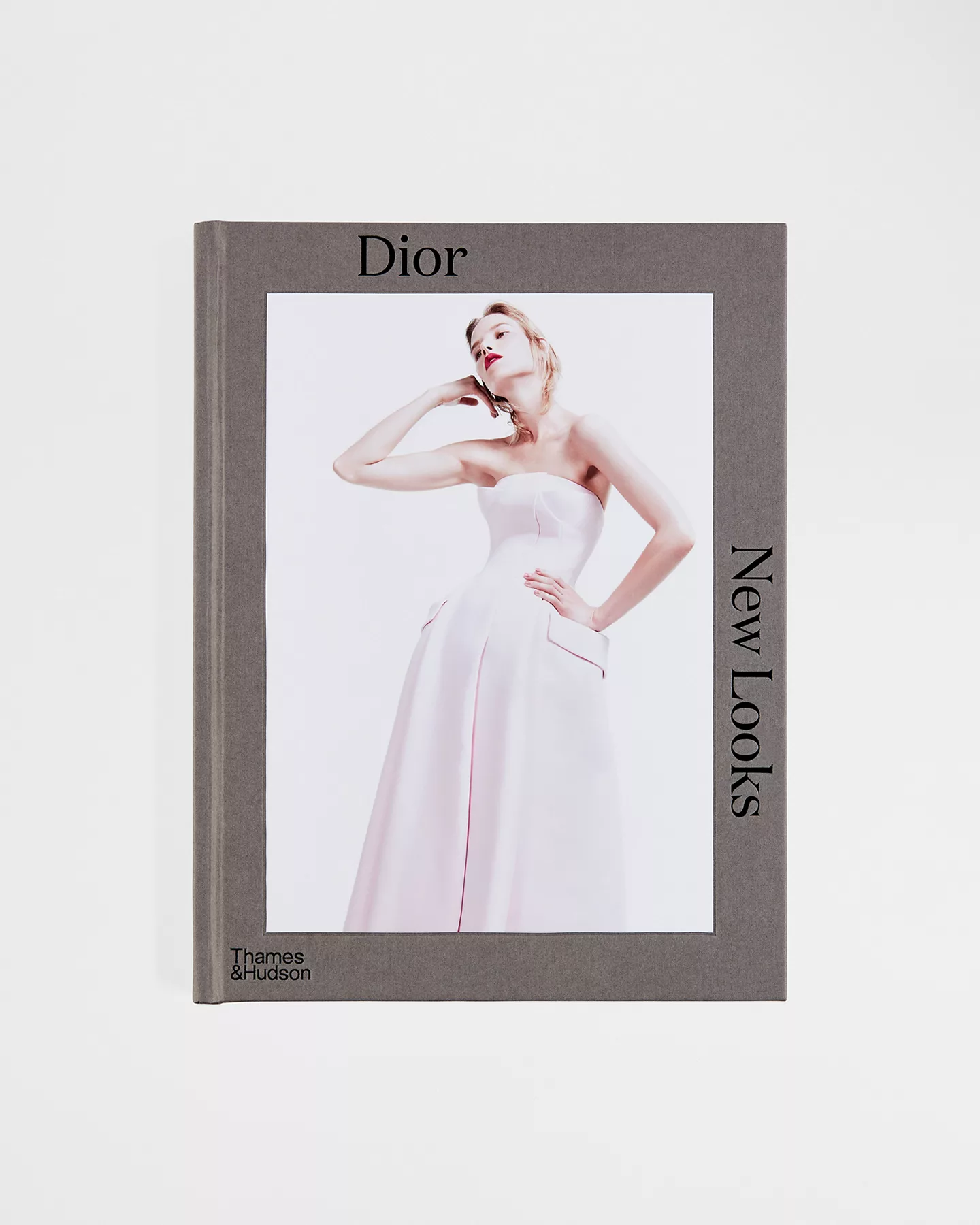 Book: Dior New Looks