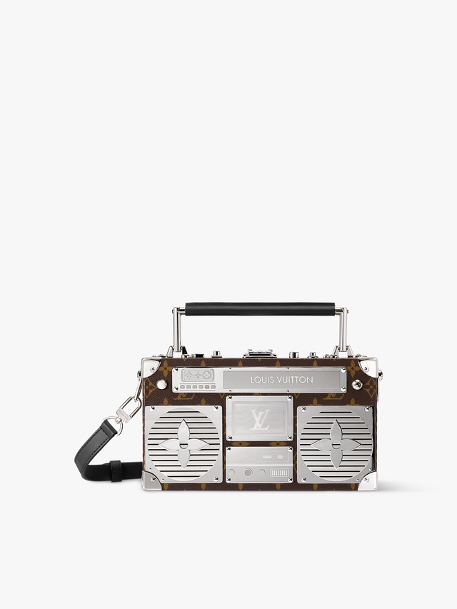 Boombox pouch