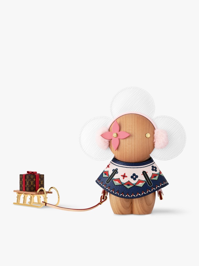 Vivienne Winter figurine