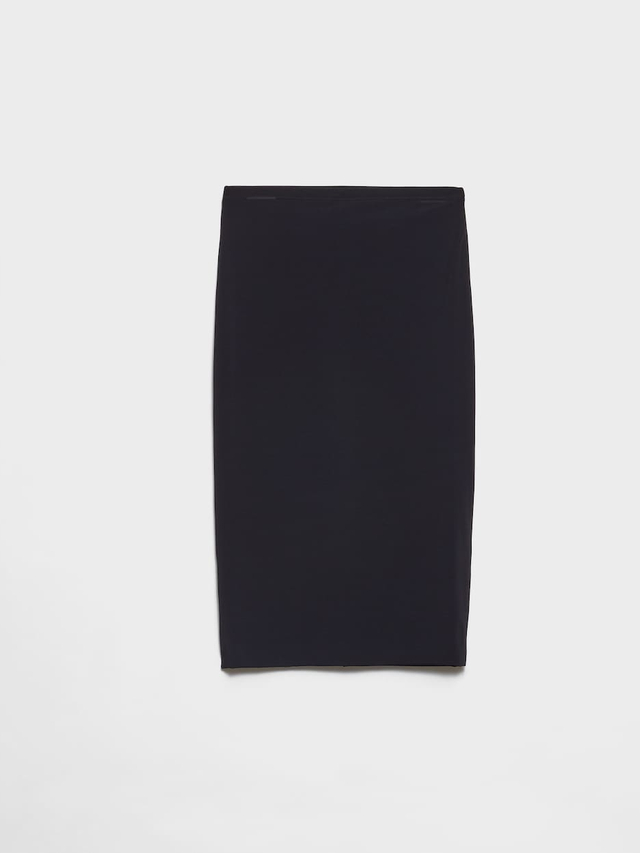 Stretch fabric slip