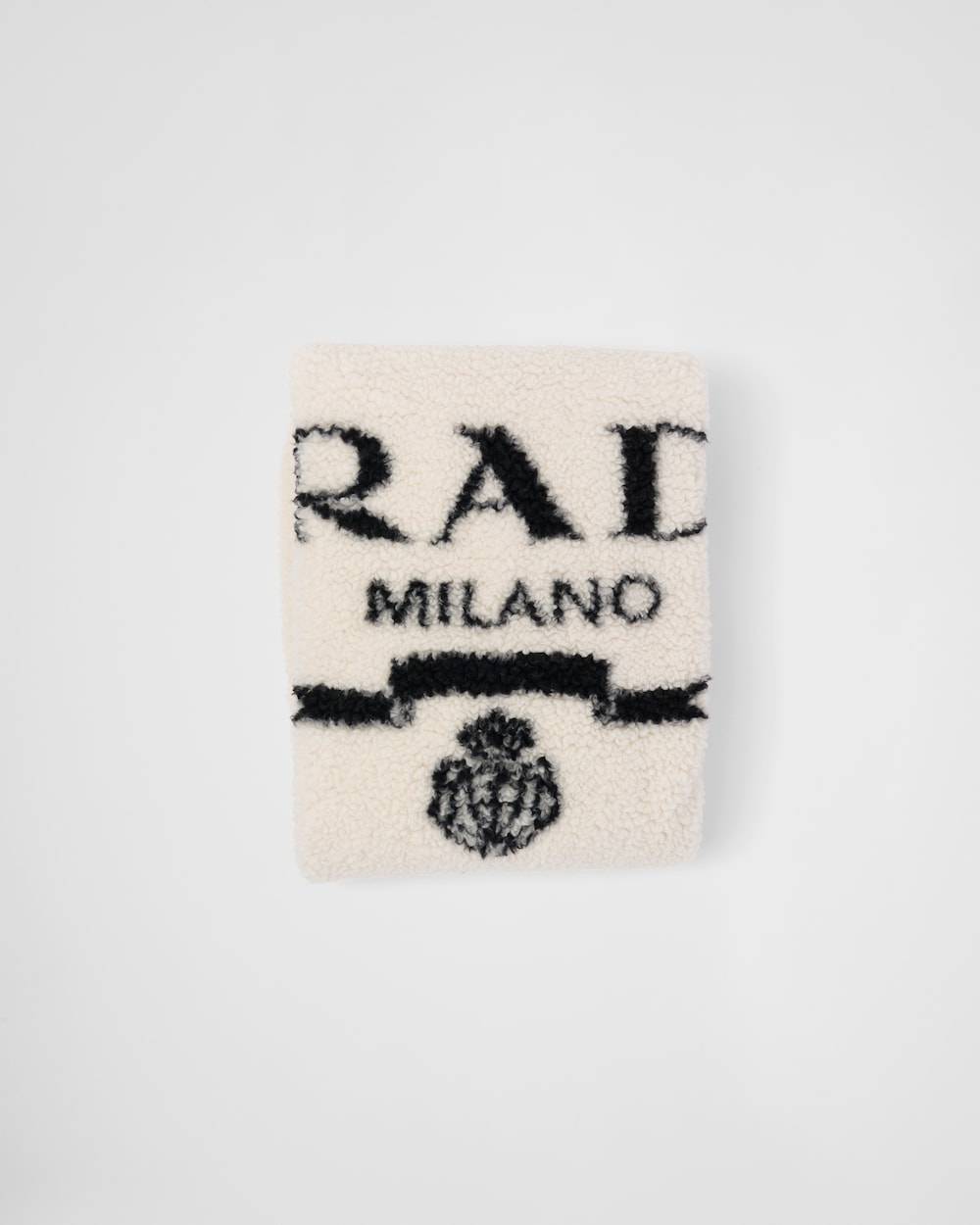 Fur-effect cashmere and wool throw