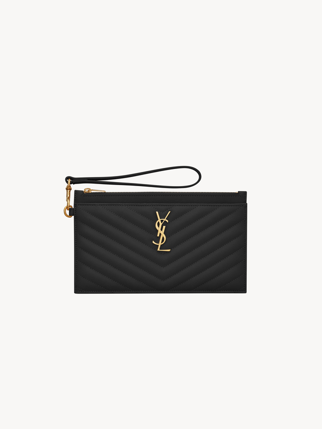 CASSANDRE MATELASSÉ Large pouch in grain de poudre leather