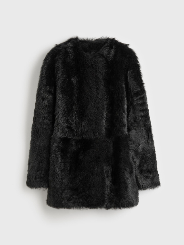 Short silky shearling coat black