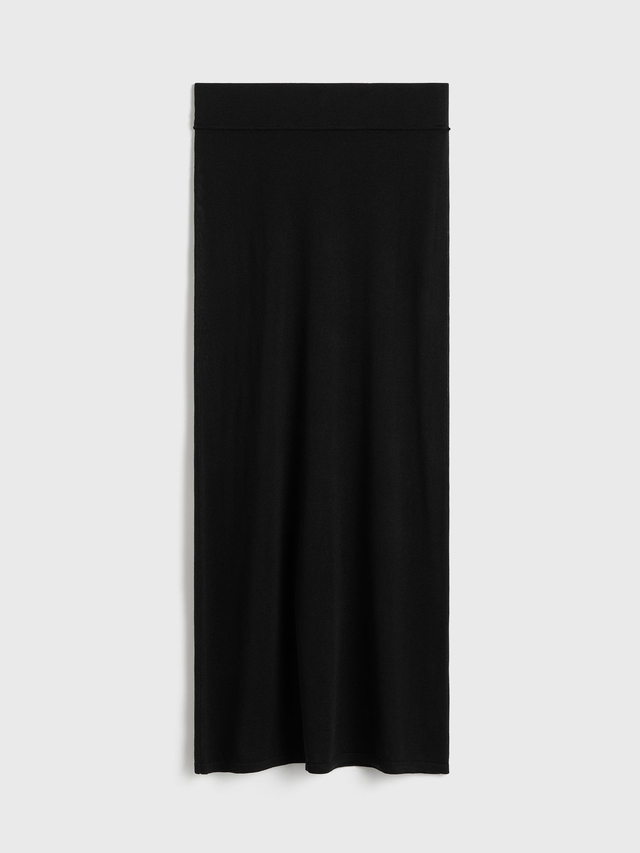 Long knit skirt black