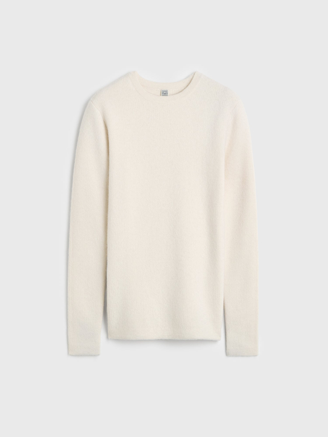 Structured crew knit ecru