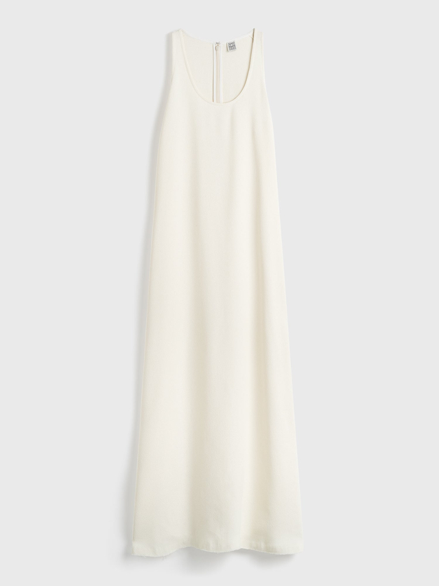 Scoop neck sable dress macadamia