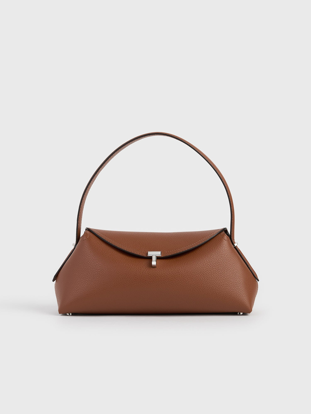 T lock grained leather shoulder sienna